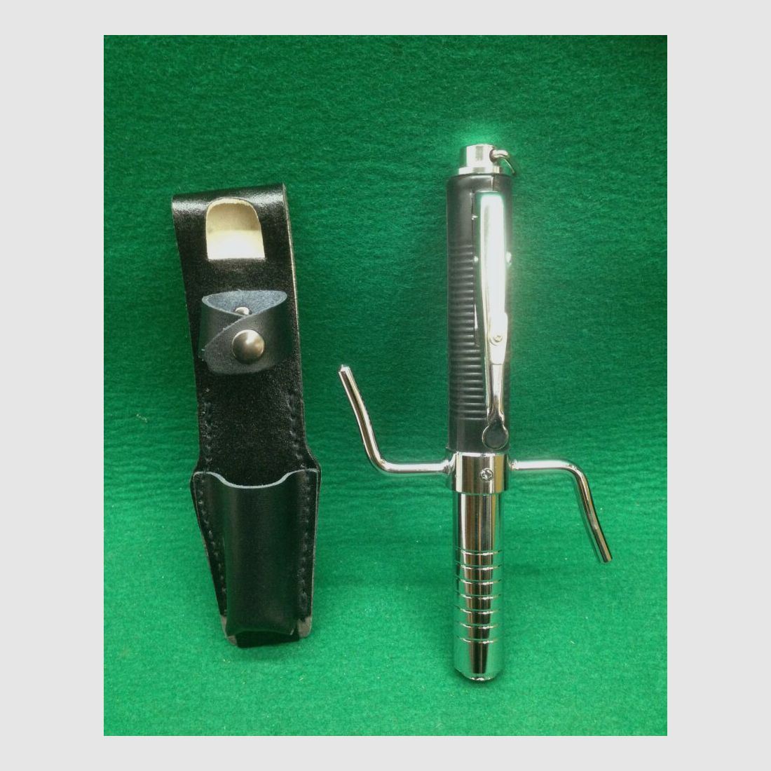 Taiwan Automatic Baton