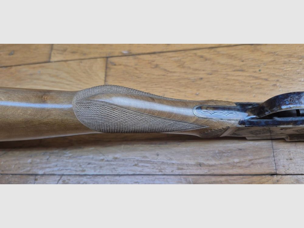 Splendide carabine du système Buffalo de 1894 – Version « Luxe » – Manufacture de Saint-Etienne – Cal.12mm/410 – Une des premières – Jaspage de rêve – Bronzage à 100% – Catégorie D – Rare dans cet état Muséal – TBE+++, image 12 sur 44