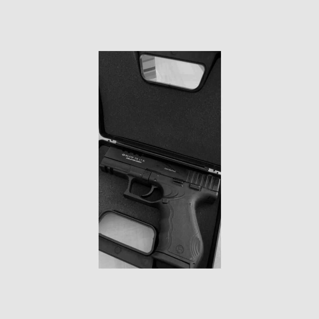 BLOW TR17K 9mm P.A.K. Pistolet strzelający Glock 17 replika