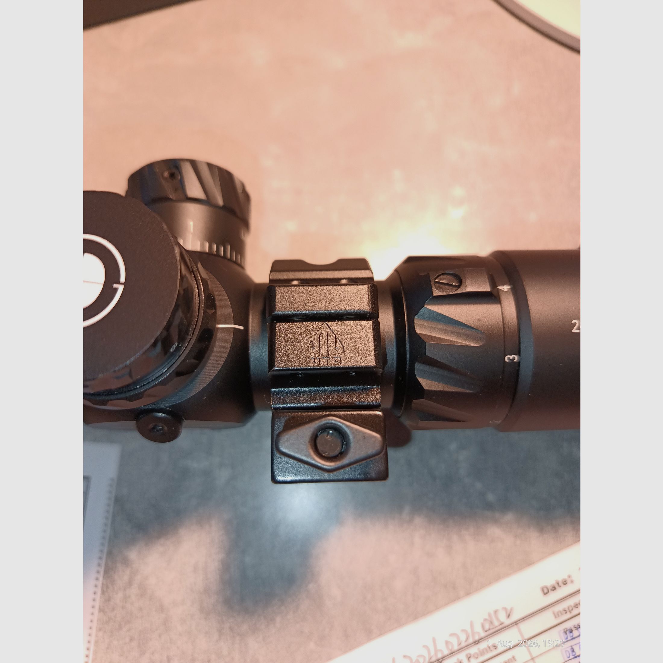 Discovery Optics HD 2-12x24 FFP z szybkozłączkami UTG