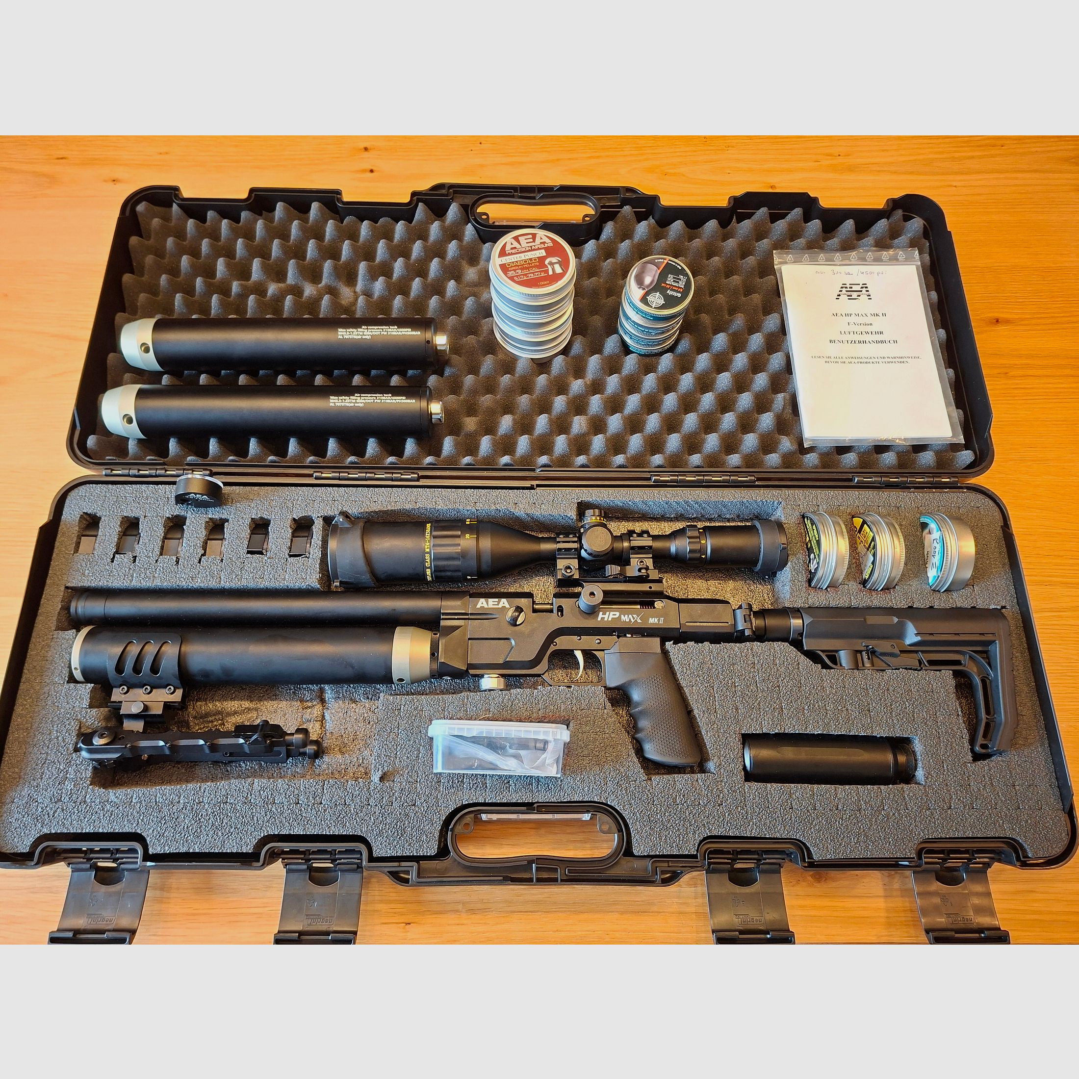 AEA HP Max Mk2 incl. a lot of accessories. 9mm