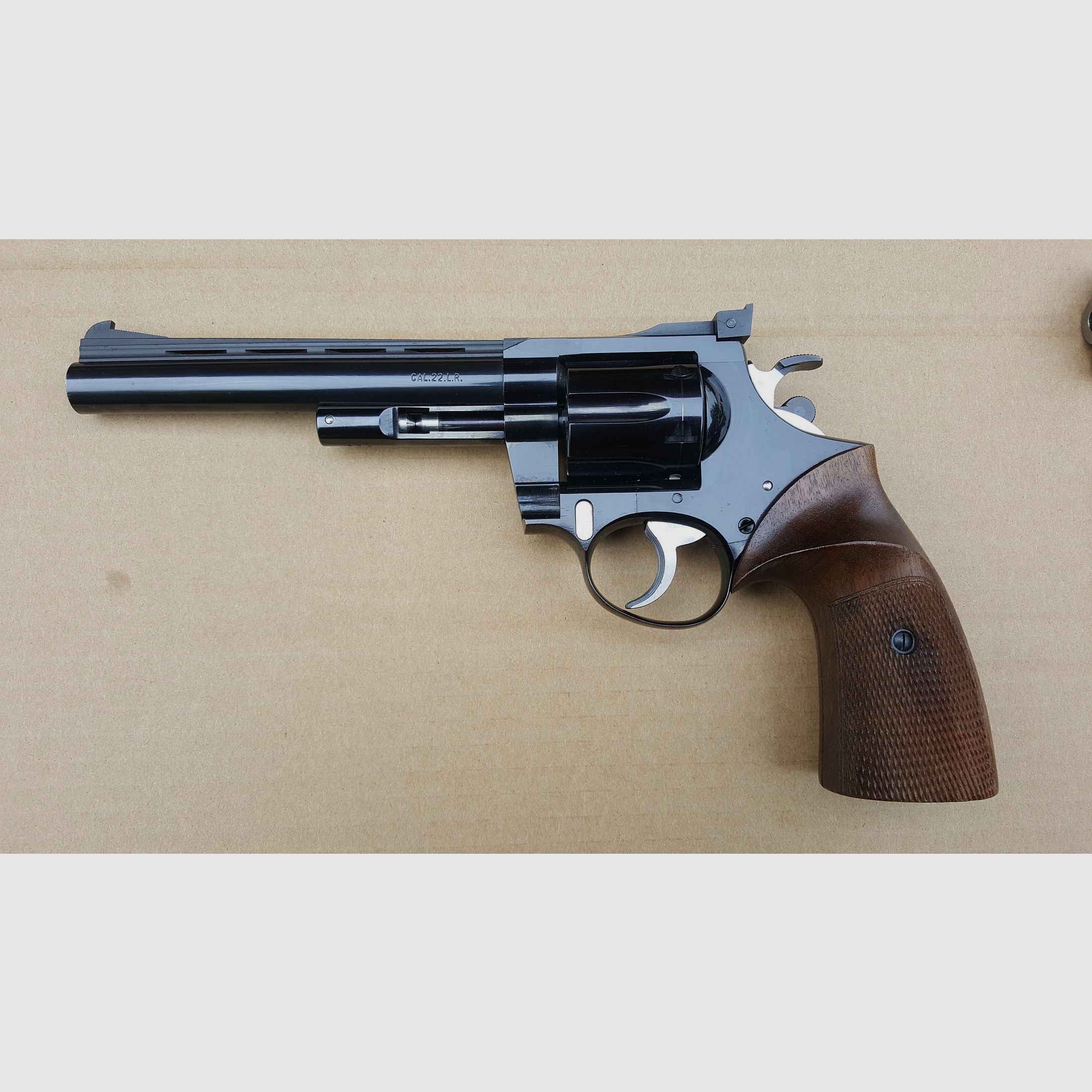 Korth Revolver  Cal. .22 LR   1973  6" Lauflänge
