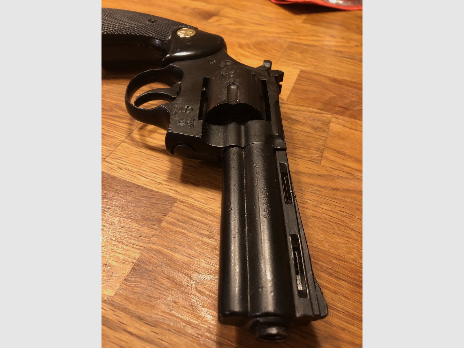 2 pistolas de fogueo Umarex Python en venta