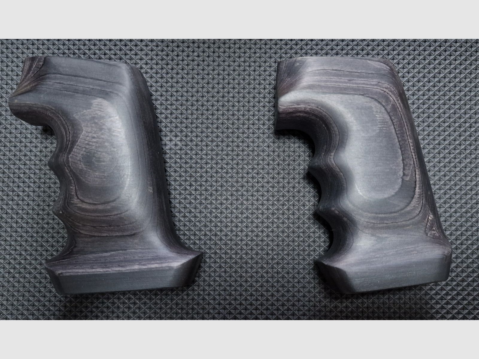 Schulterstütze und Griffschalen schwarz aus Holz für AEA Megalodon