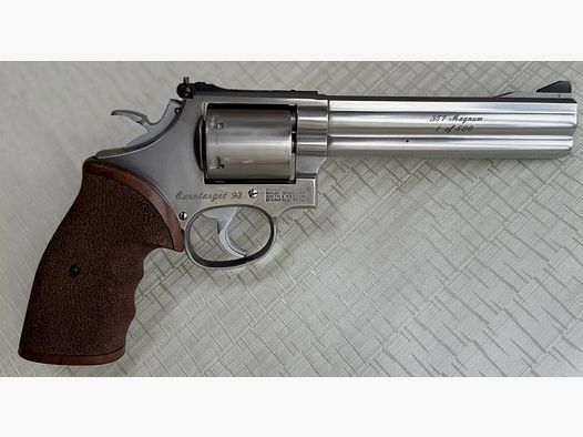 Smith & Wesson Mod. 686-3 Eurotarget, calibro .357 Magnum