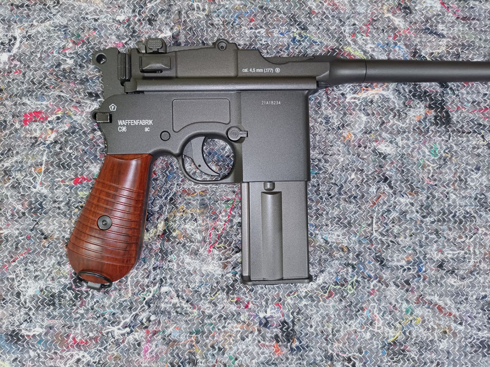 Umarex Legends Pistolet C96 FM Blowback - 4,5 mm stal