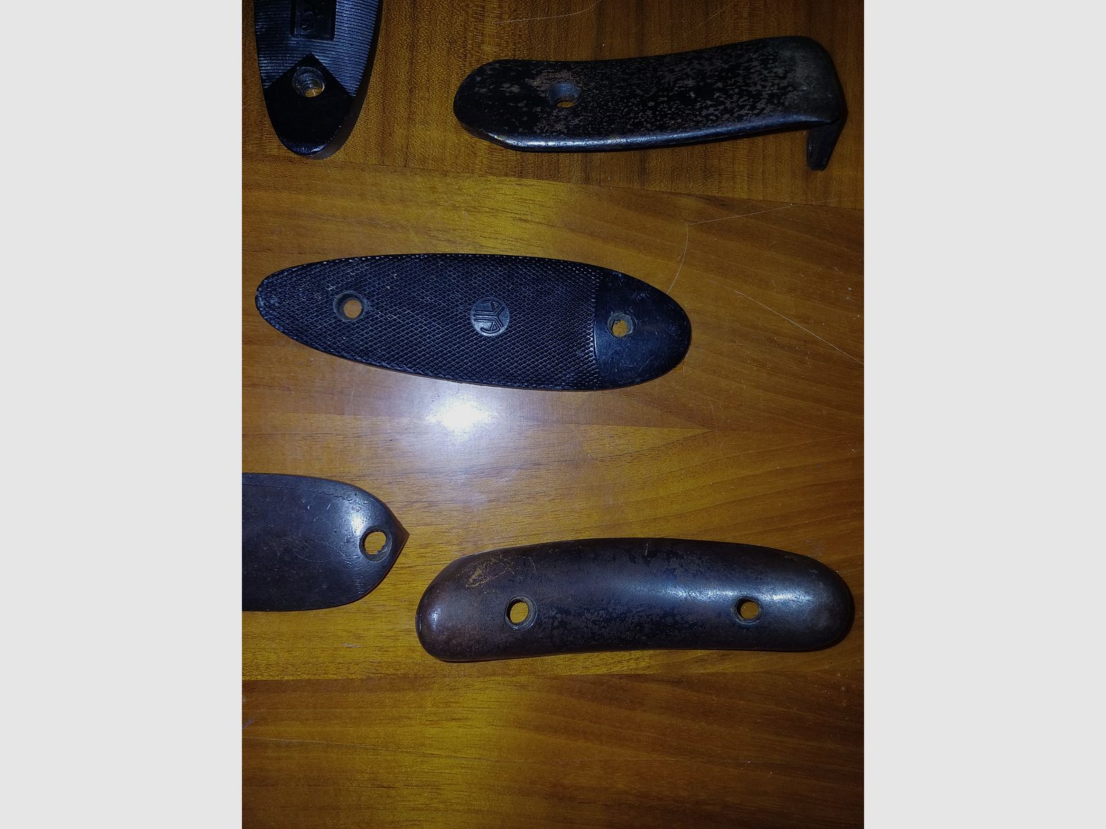 Capuchons de crosse de différents fabricants