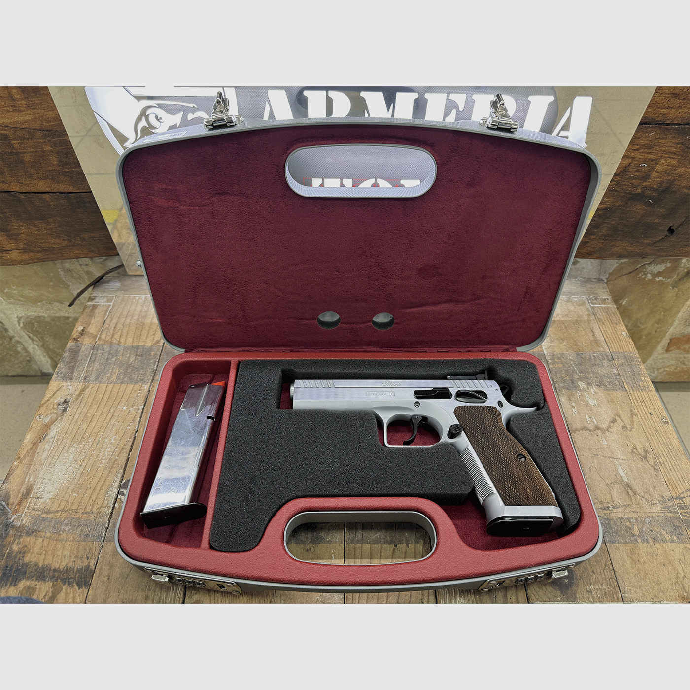 USATO – PISTOLA – TANFOGLIO MOD. STOCK II cal. 9×21, immagine 6 di 6