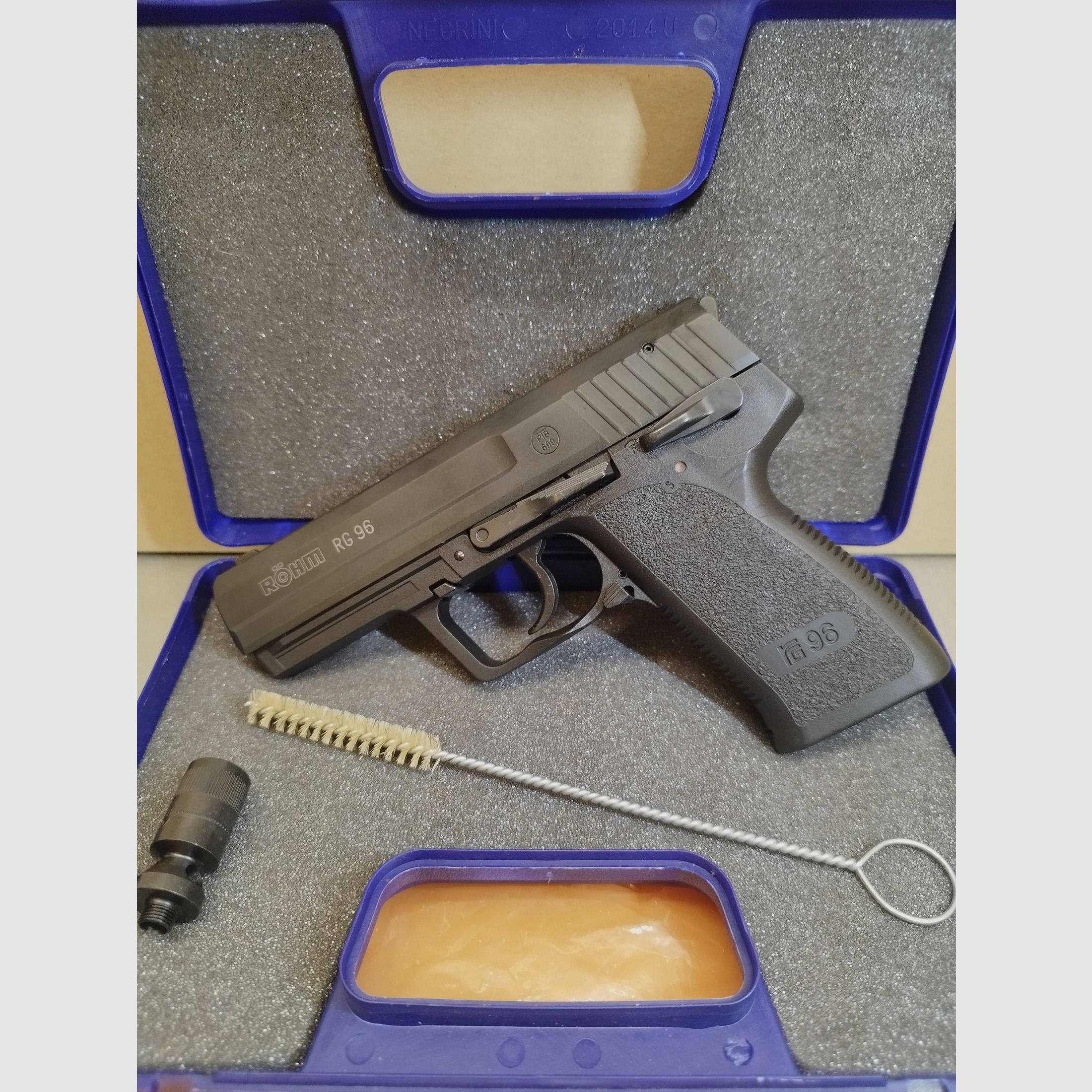 Röhm RG 96 in 9mm PAK. + 50 Knallpatronen Fiocchi 9mm PAK. Top Zustand!!!, Bild 2 von 9