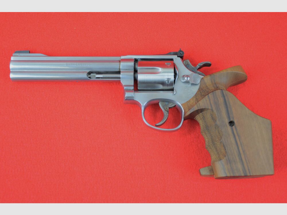 Smith & Wesson Mod. 617-1