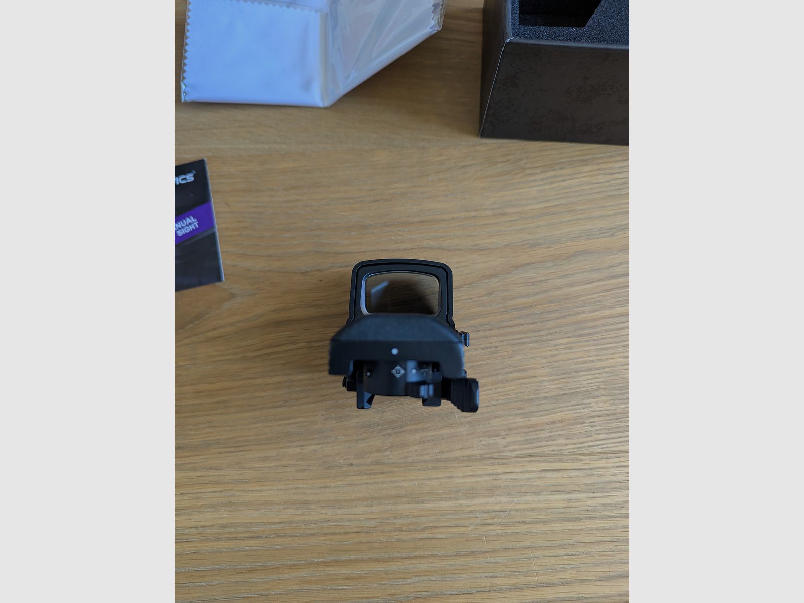 Vector optics OMRGA 1x23x33 RedDot // PCC // AR15