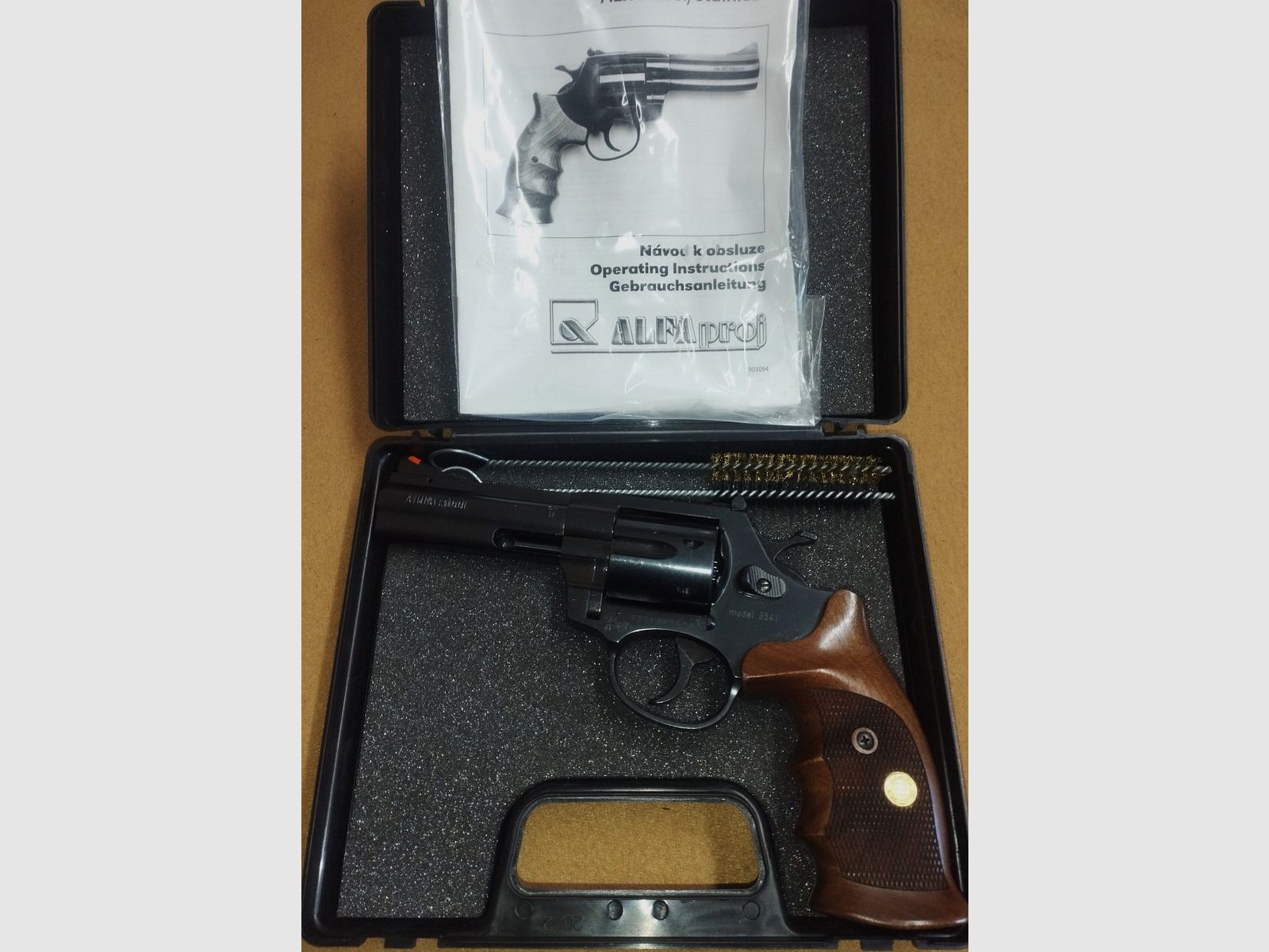 VENDUTA Revolver Alfa Proj mod. 3541 4” Sportivo cal 357 Mg., Bild 1 von 8