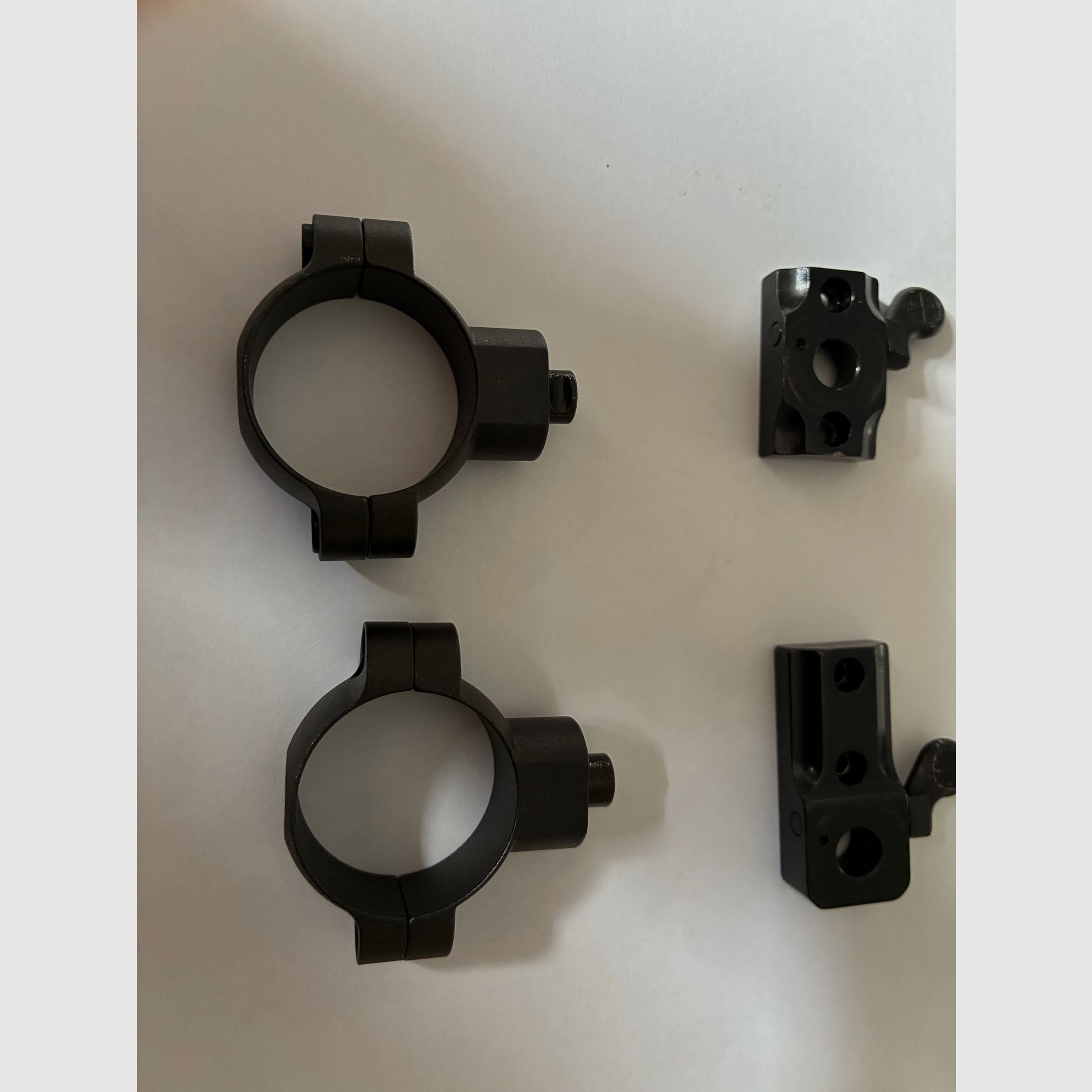 Leupold QR bases