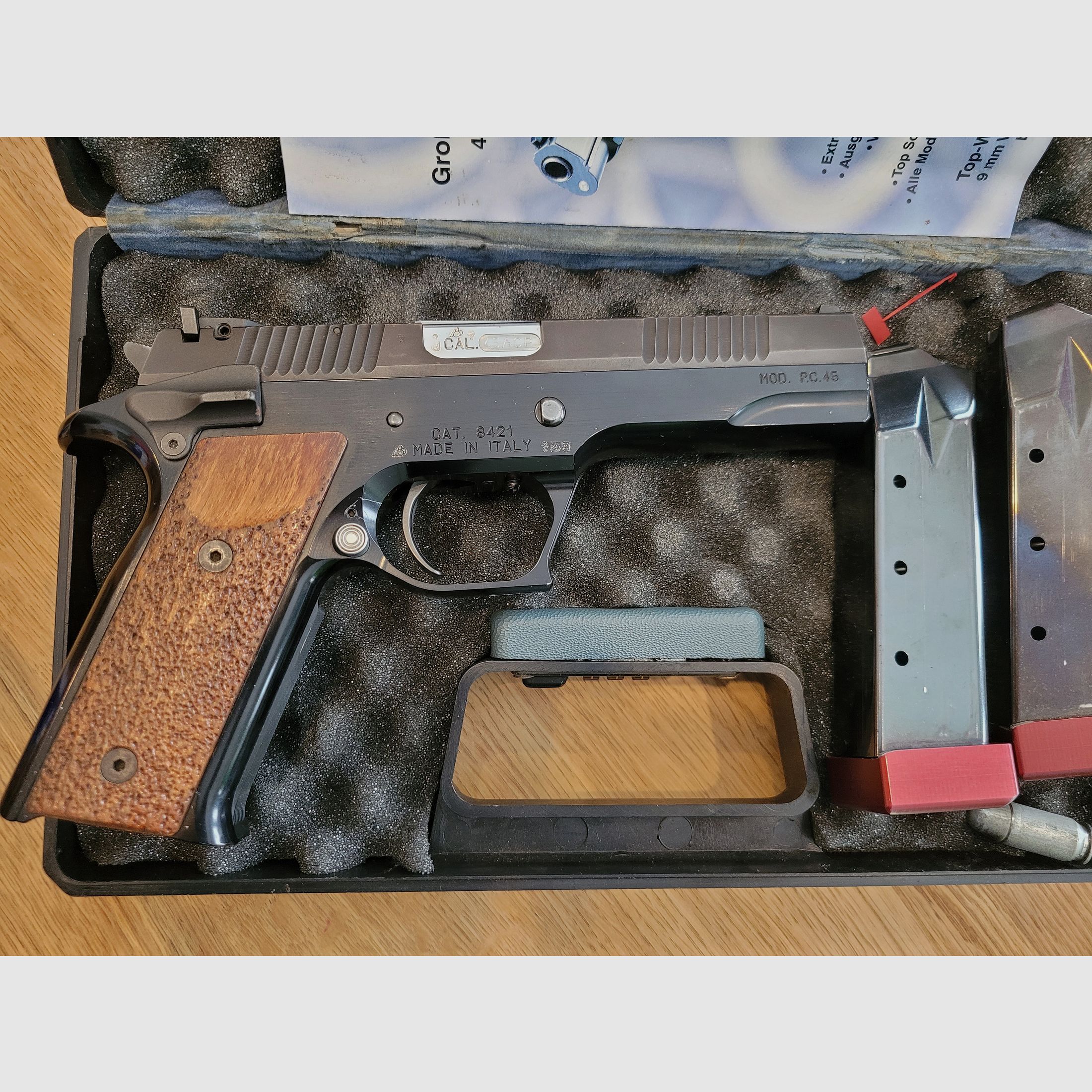 Pardini sport pistol .45 ACP with interchangeable system 9 mm