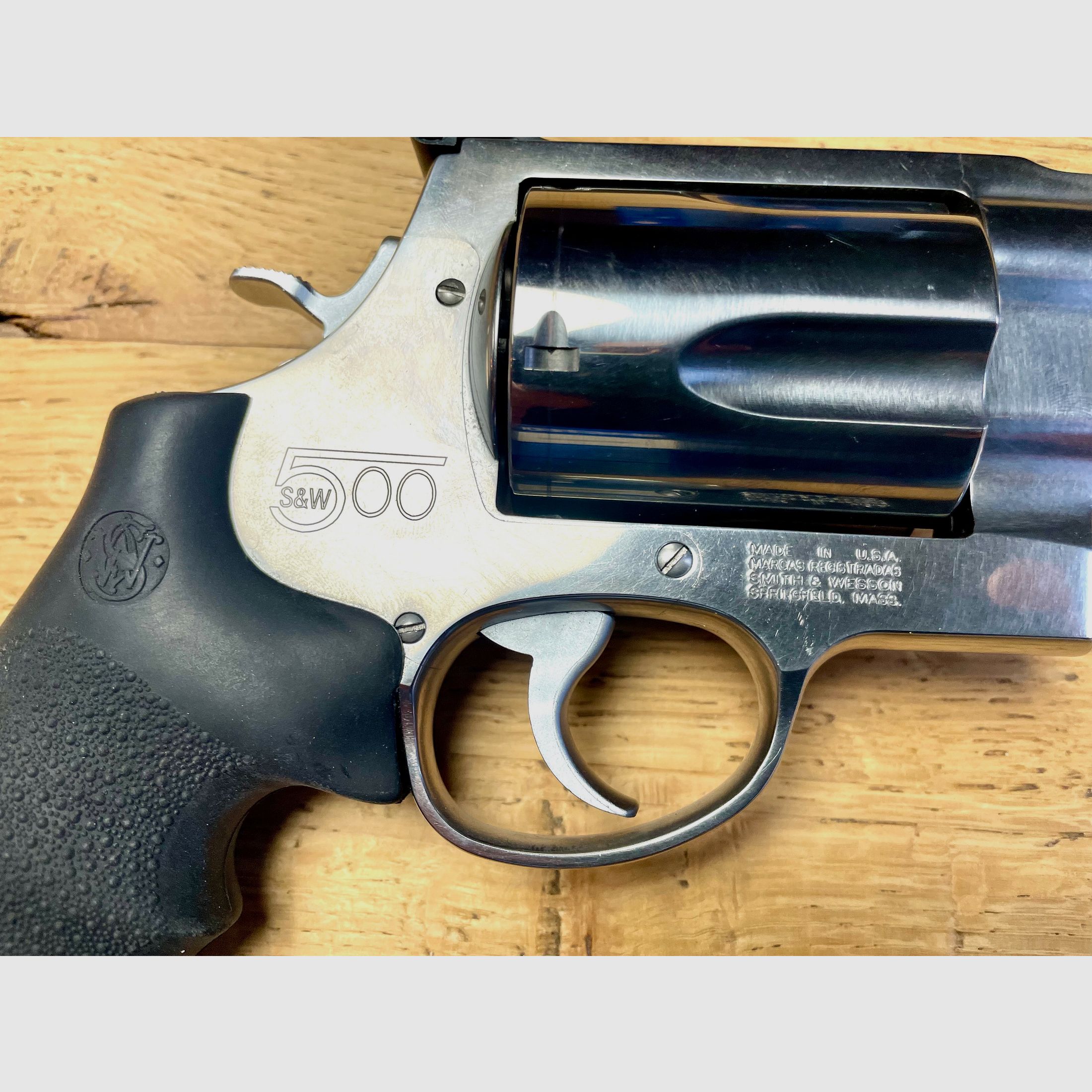 Smith & Wesson Revolver modello S&W 500 - lunghezza della canna 4" con compensatore