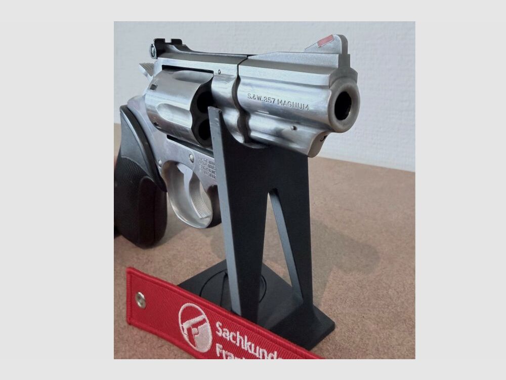 Smith & Wesson 66-1