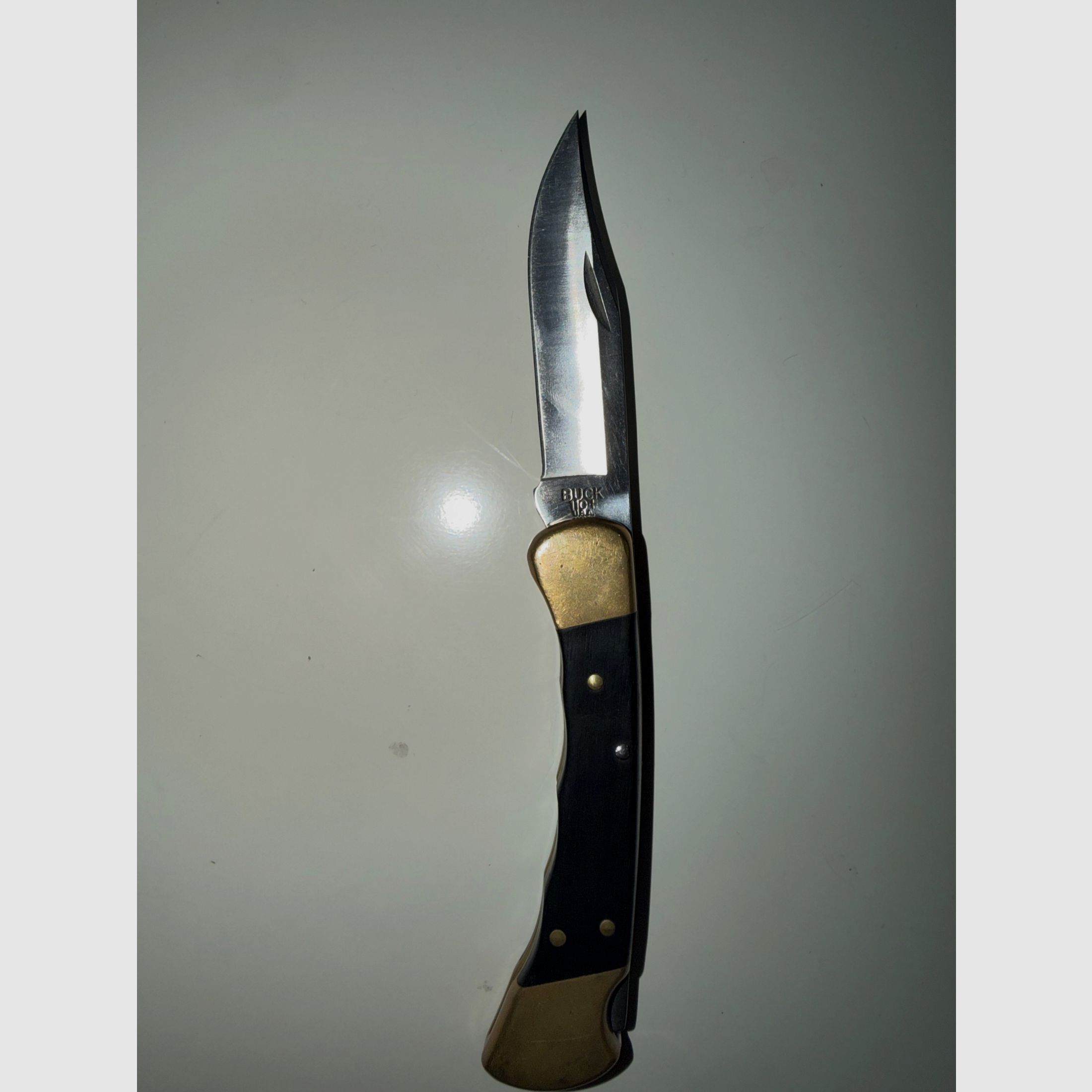 Coltello pieghevole leggendario Buck 110 quasi indistruttibile, immagine 1 di 2