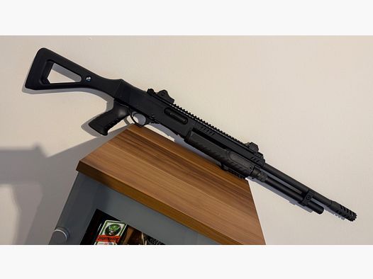 Fabarm stf 12 standard, pump-action shotgun with fore-end