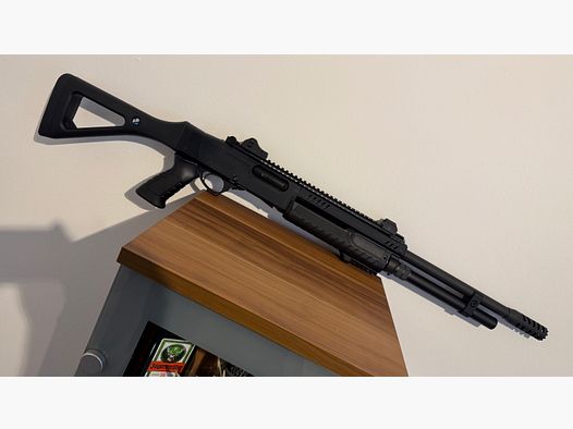 Fabarm stf 12 standard, pump-action shotgun with fore-end stock