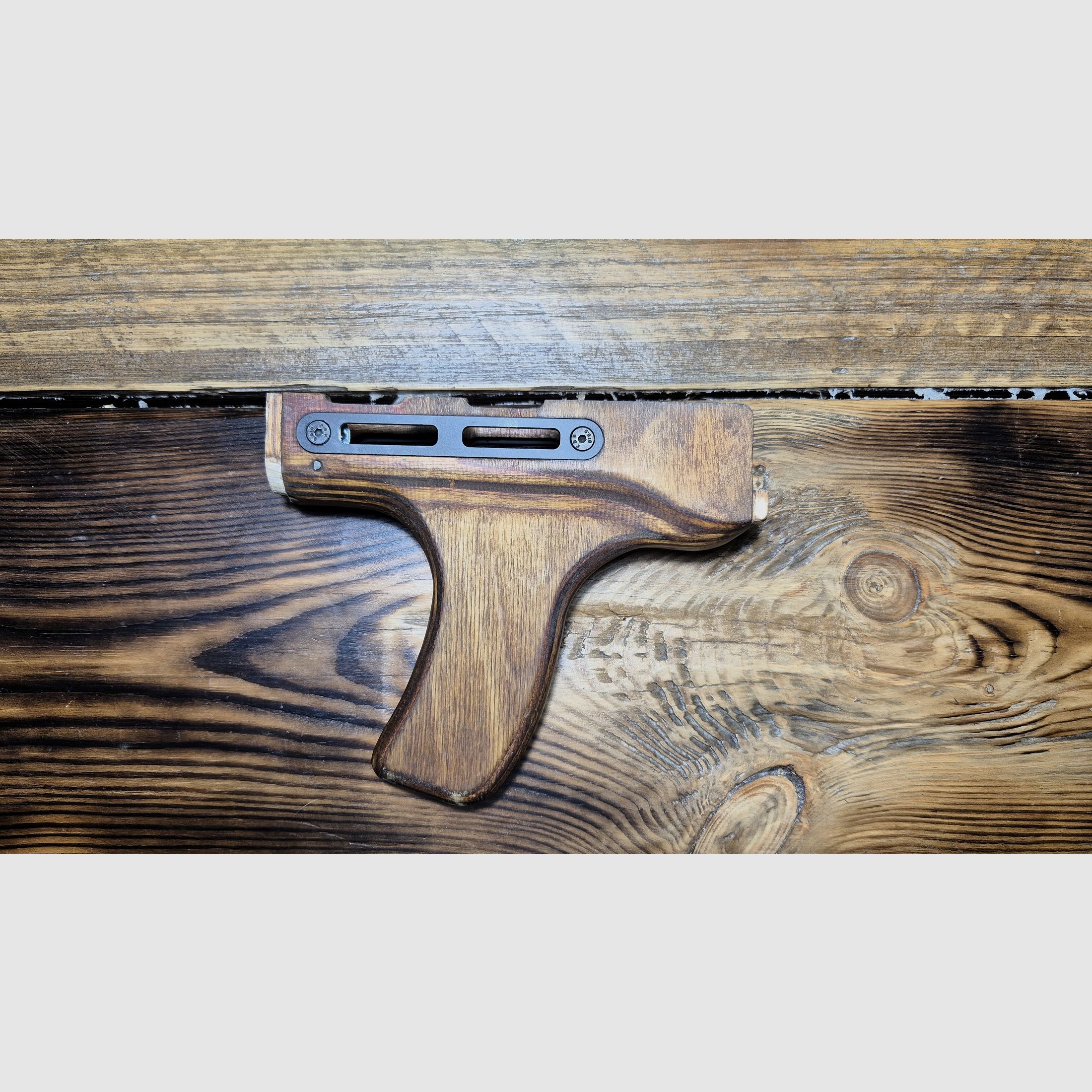 AK47 AKM Vordergriff Holz SDM Cugir Arsenal Izhmash Saiga WBP Dong Mlok