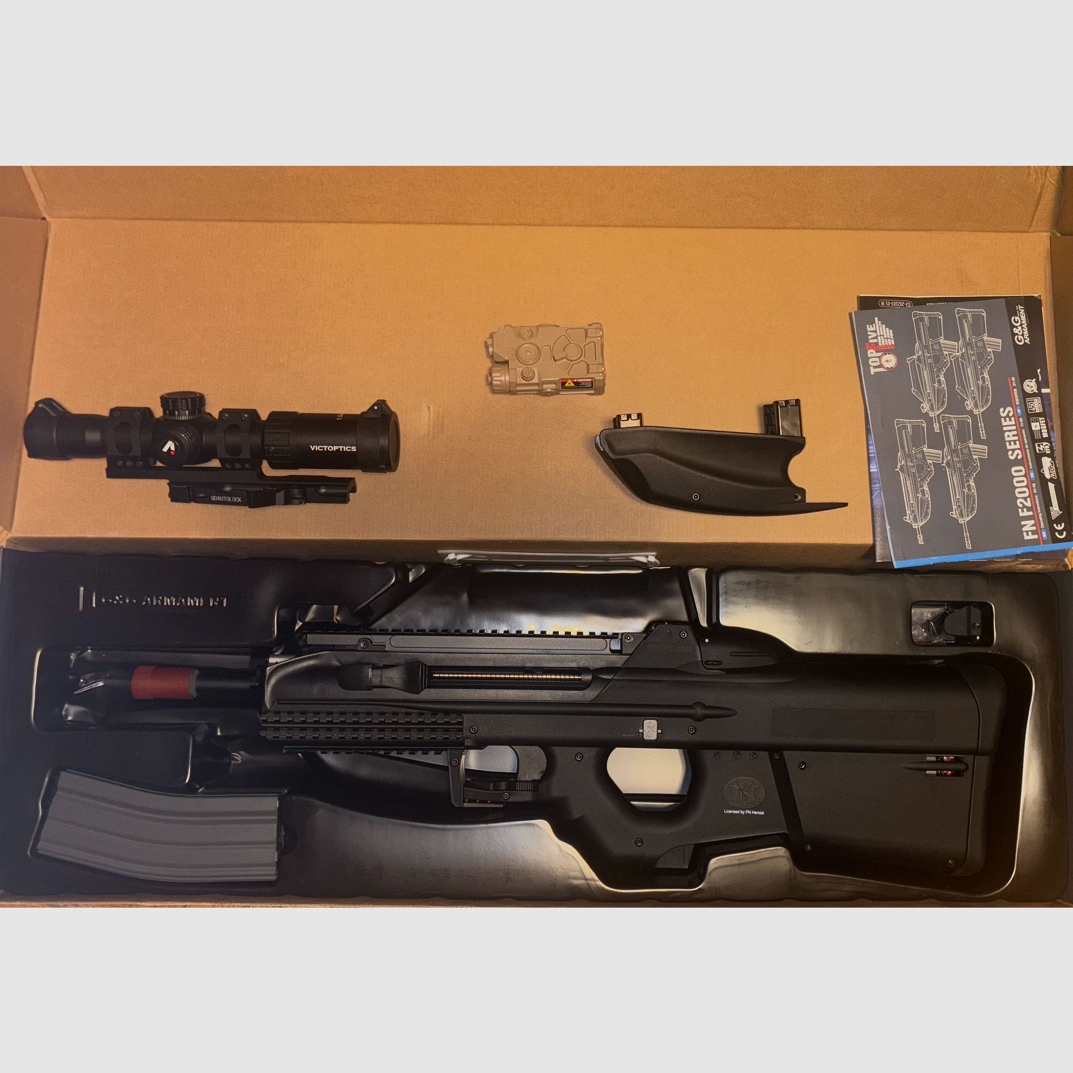 G&G F2000 Tactical+Victooptics LPVO 1-6