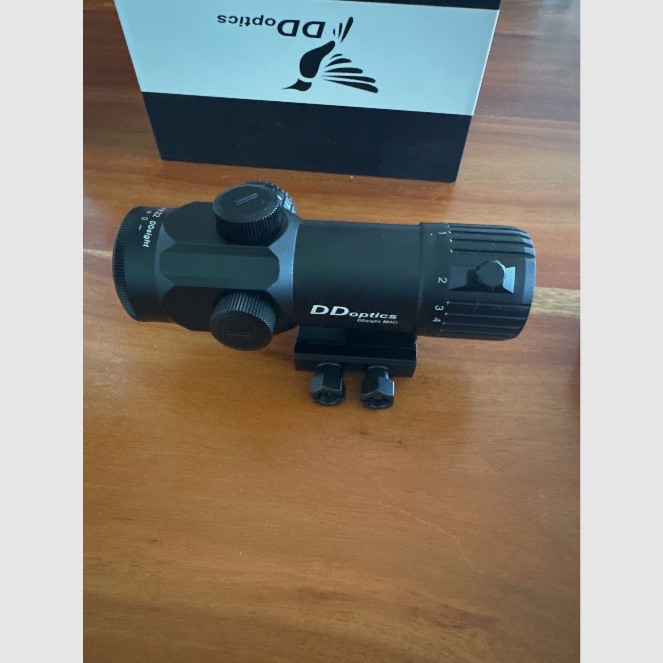 DDoptics DDsight MAG tactical 1-4x22 (Manual Reticle) – NOWY I NIEWYKORZYSTANY w OVP