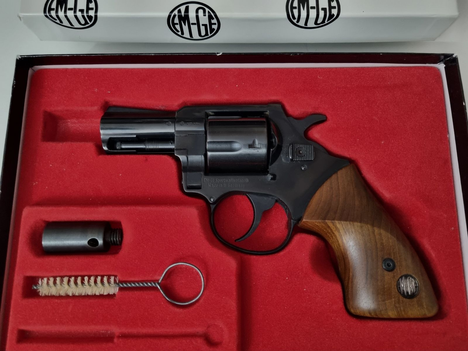Blank firing revolver EM-GE 42 9mm bang