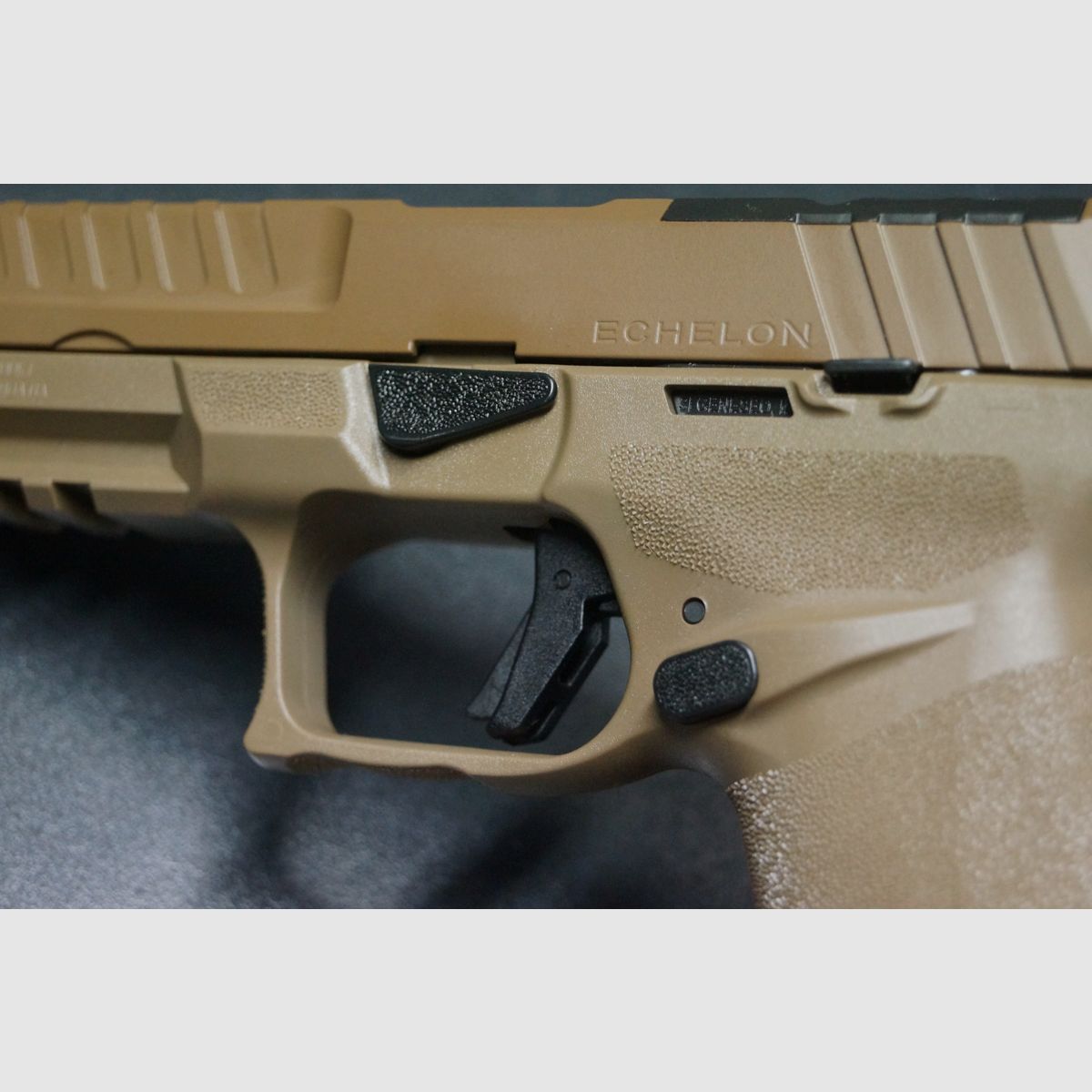 Springfield Armory Echelon OSP U-Notch FDE, Bild 6 von 7