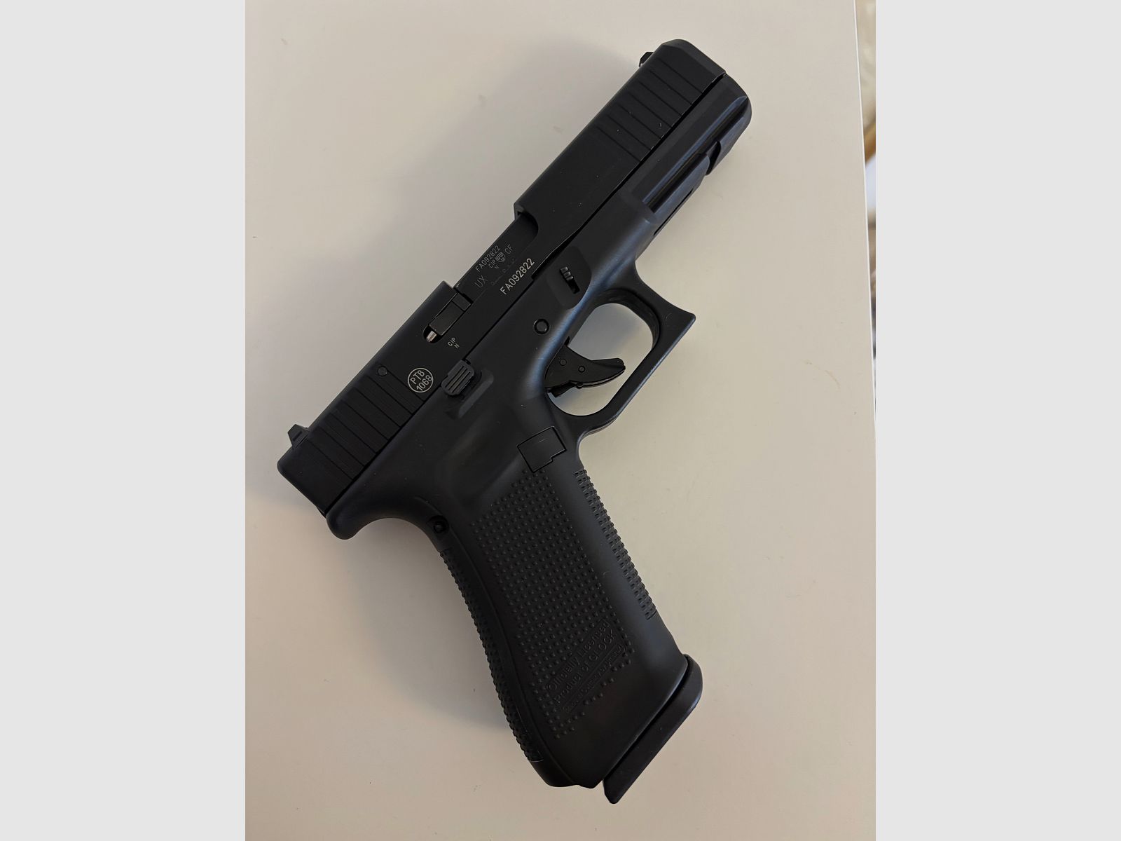 Pistola a salve Glock 17 Gen5 inclusi accessori (come nuova)