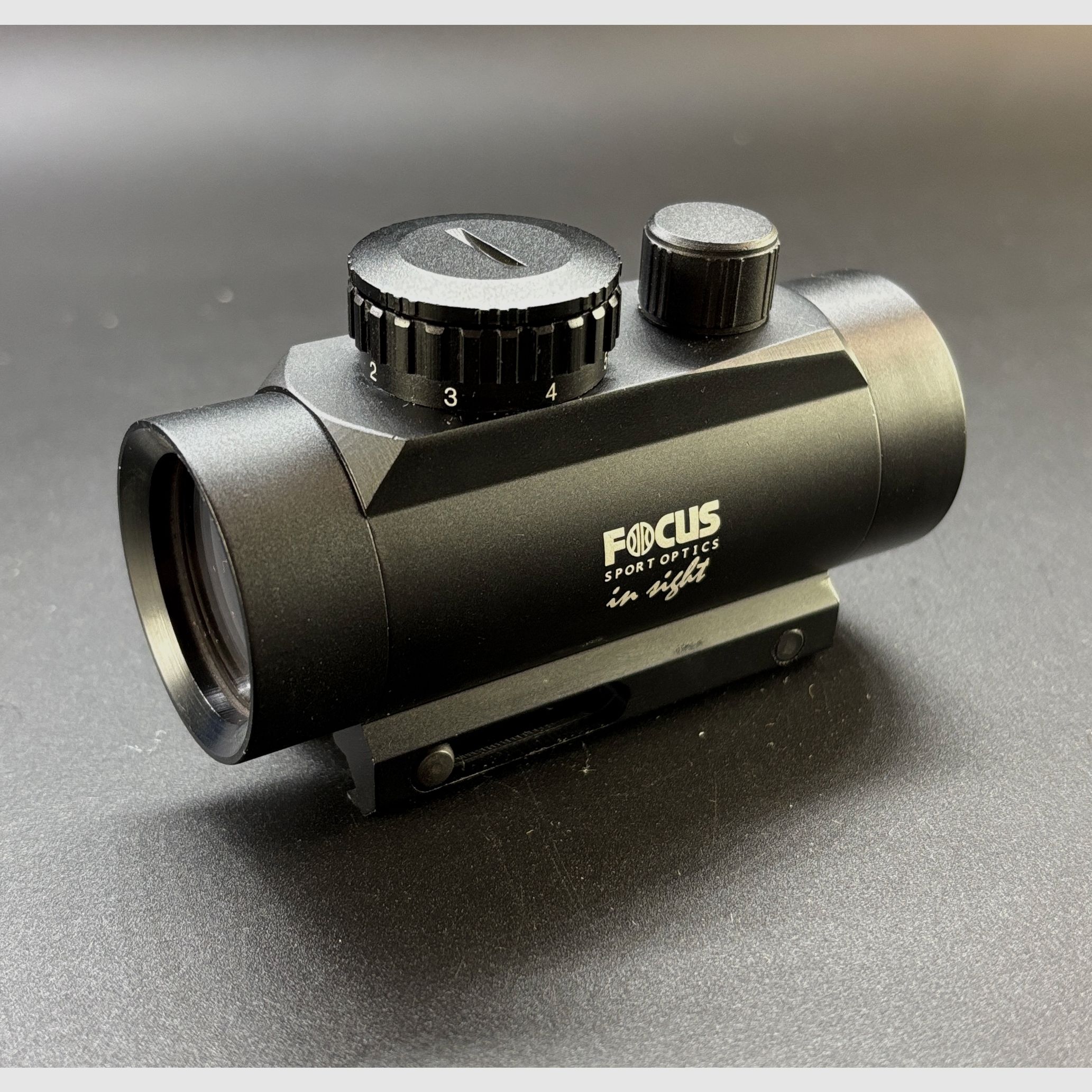 Aussteller FOCUS In Sight Red Dot 40 mit Tasche 108631-2