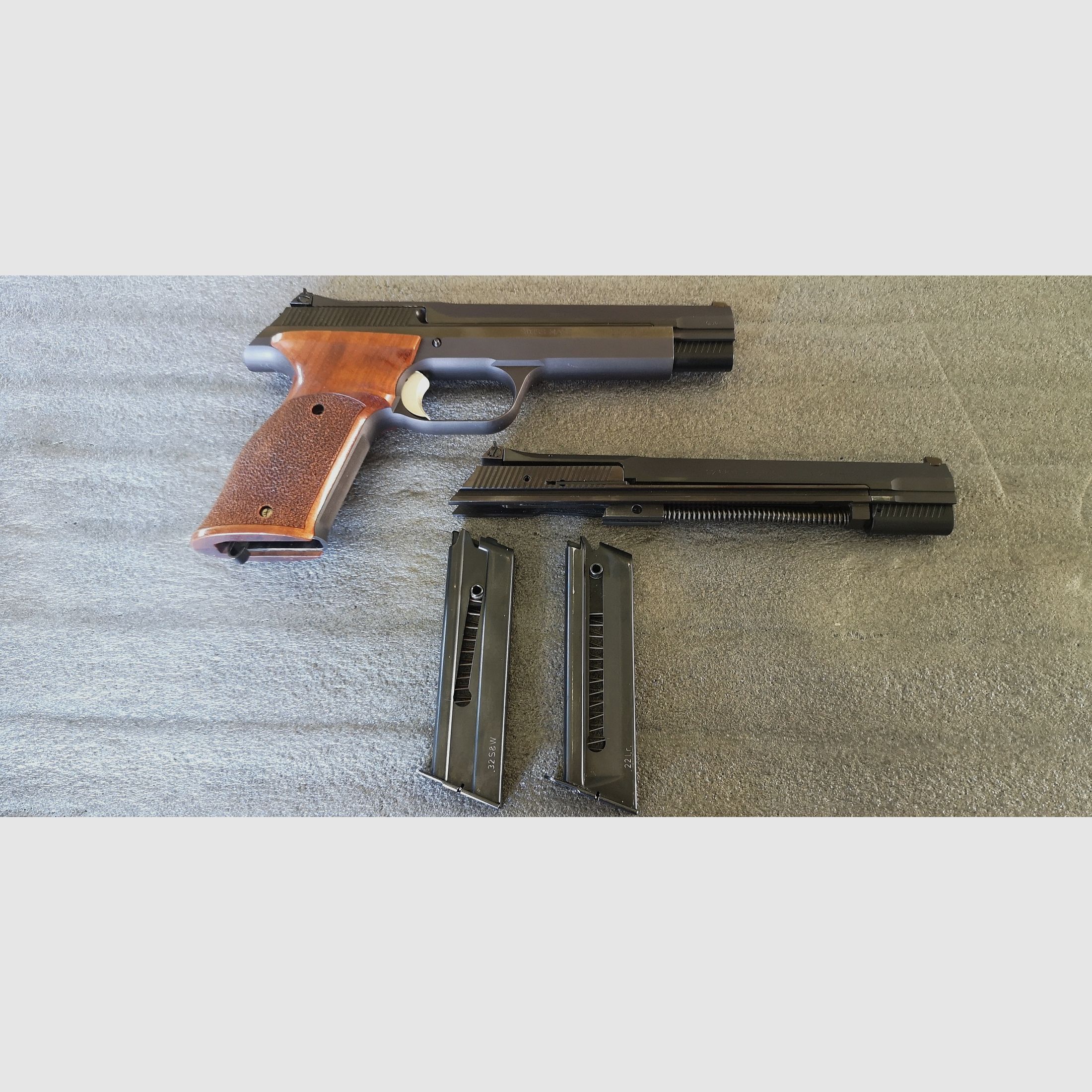 Sport Pistole SIG Hämmerli P240 Kal..32 S&W long mit Wechselsystem .22lfB