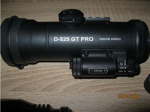 Dispositivo de visión nocturna D-525 GT Pro Edición Especial S/W