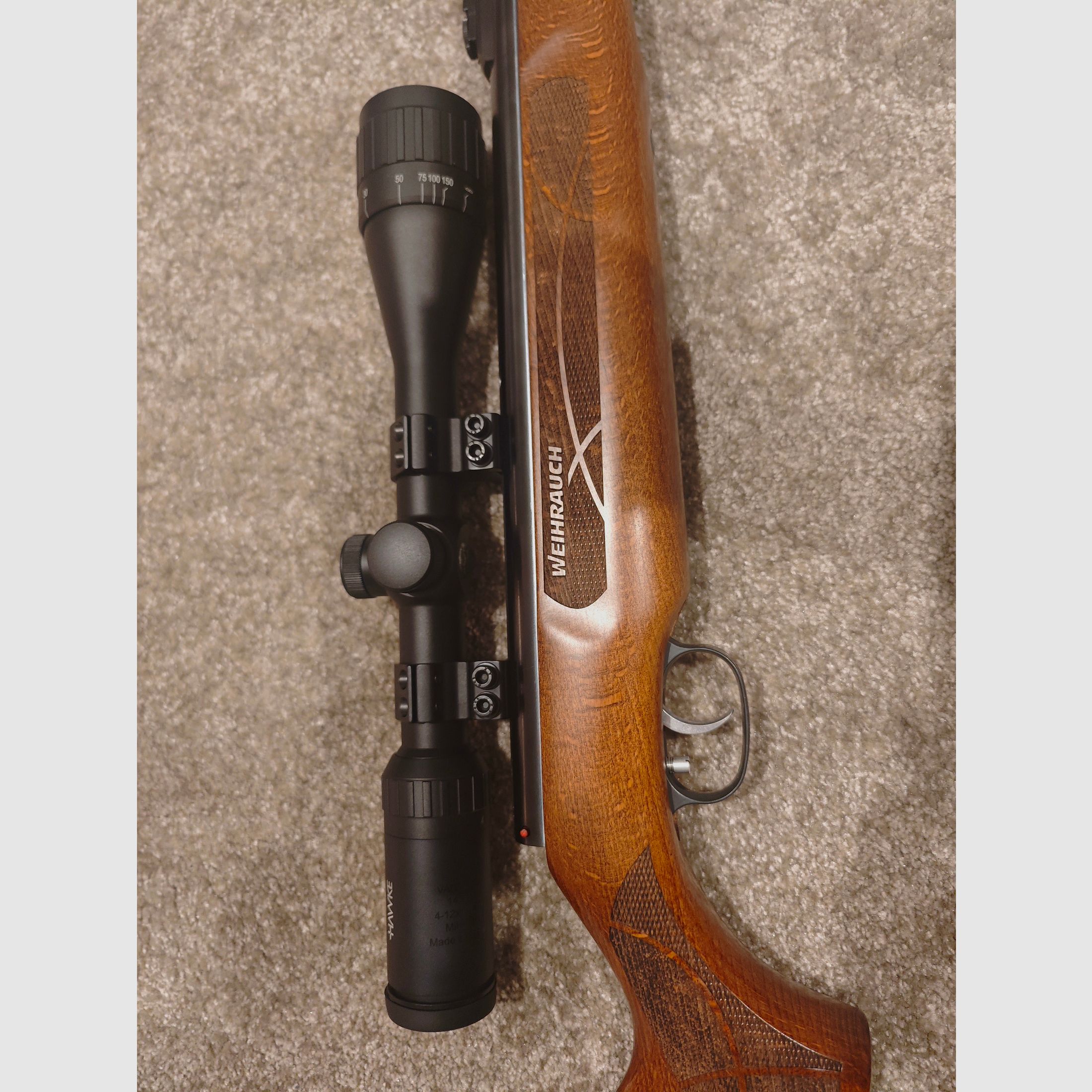 Weihrauch HW50S mit Hawke Vantage 4-12x40 Zielfernrohr und Weihrauch Schalldämpfer 