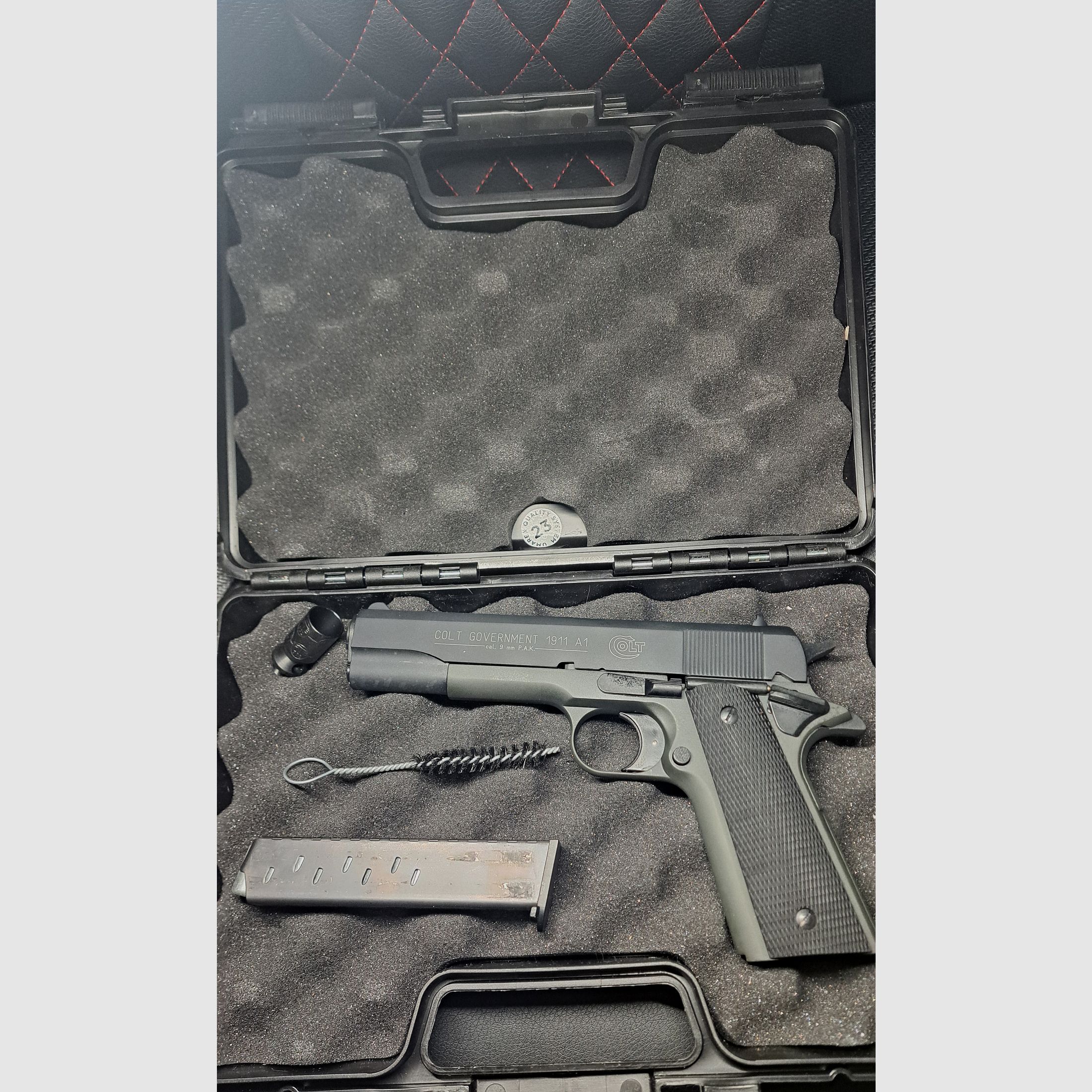 Colt Schreckschuss Pistole Government 1911 A1 gebraucht