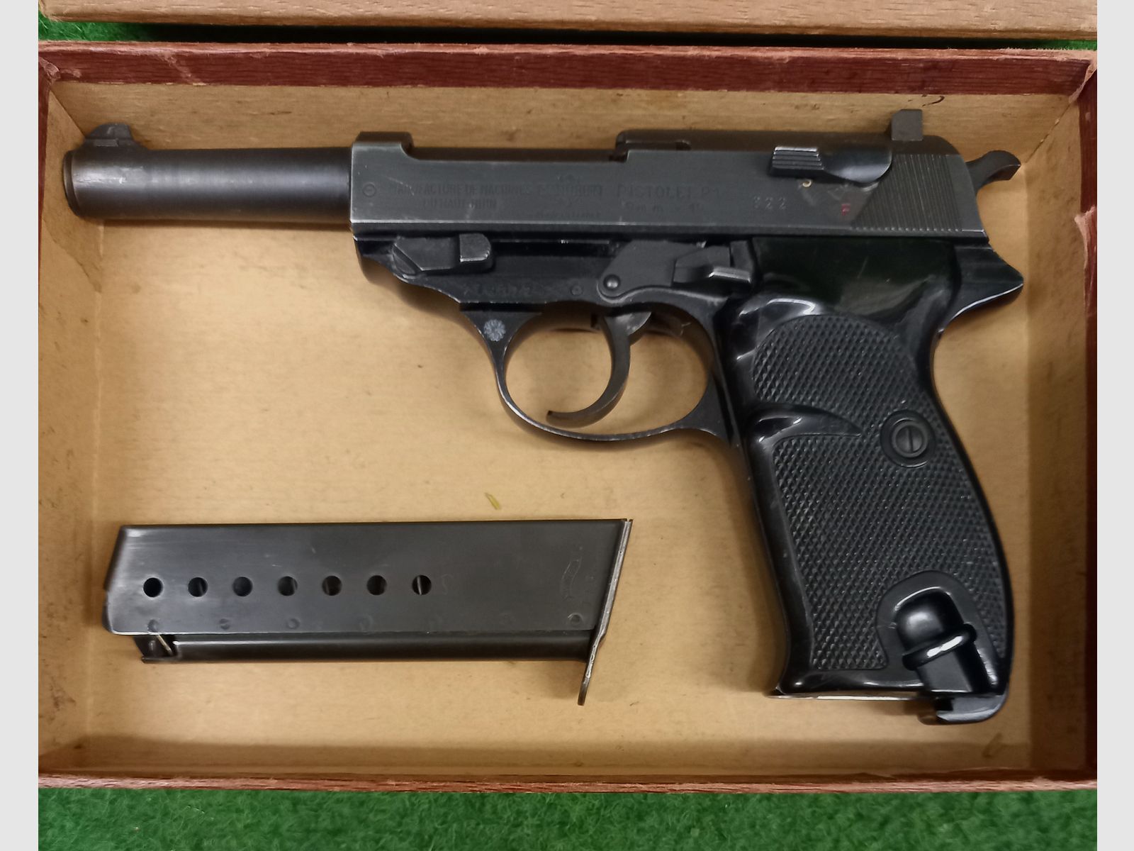 Walther / Manurhin P1 berlińskiej policji w kalibrze 9mm Luger,