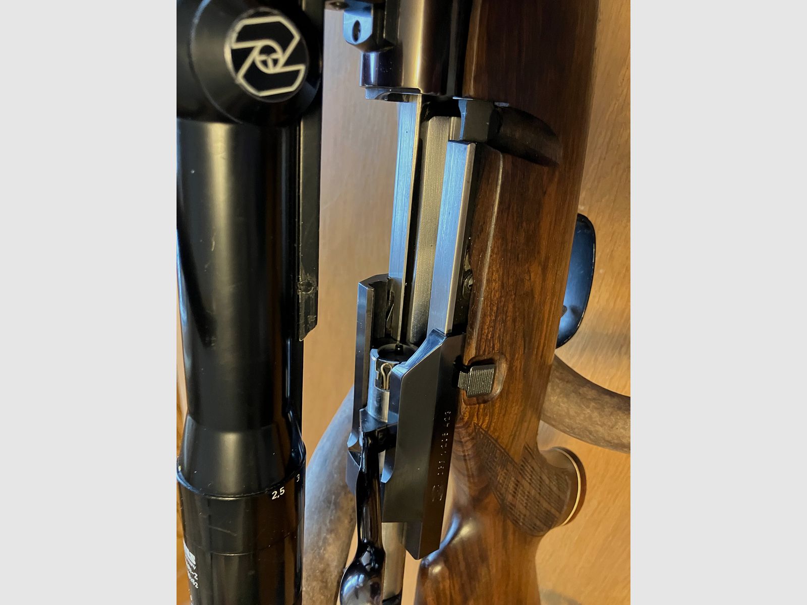 MAUSER 66 Kaliber 7mm Remington Magnum, ZF Zeiss 2,5 - 10x52, Sehr guter Zustand
