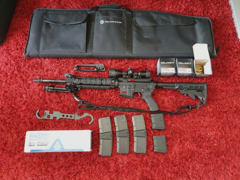 Schmeisser AR15 M5 16,75 Kal. .223Rem AR-15 Halbautomat - Set mit VIEL ZUBEHÖR!