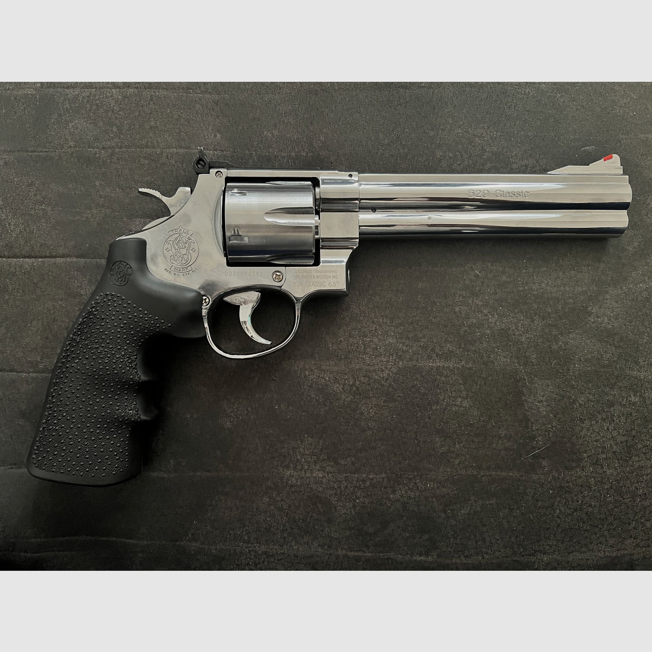 Smith and Wesson 629 CO2 Revolver