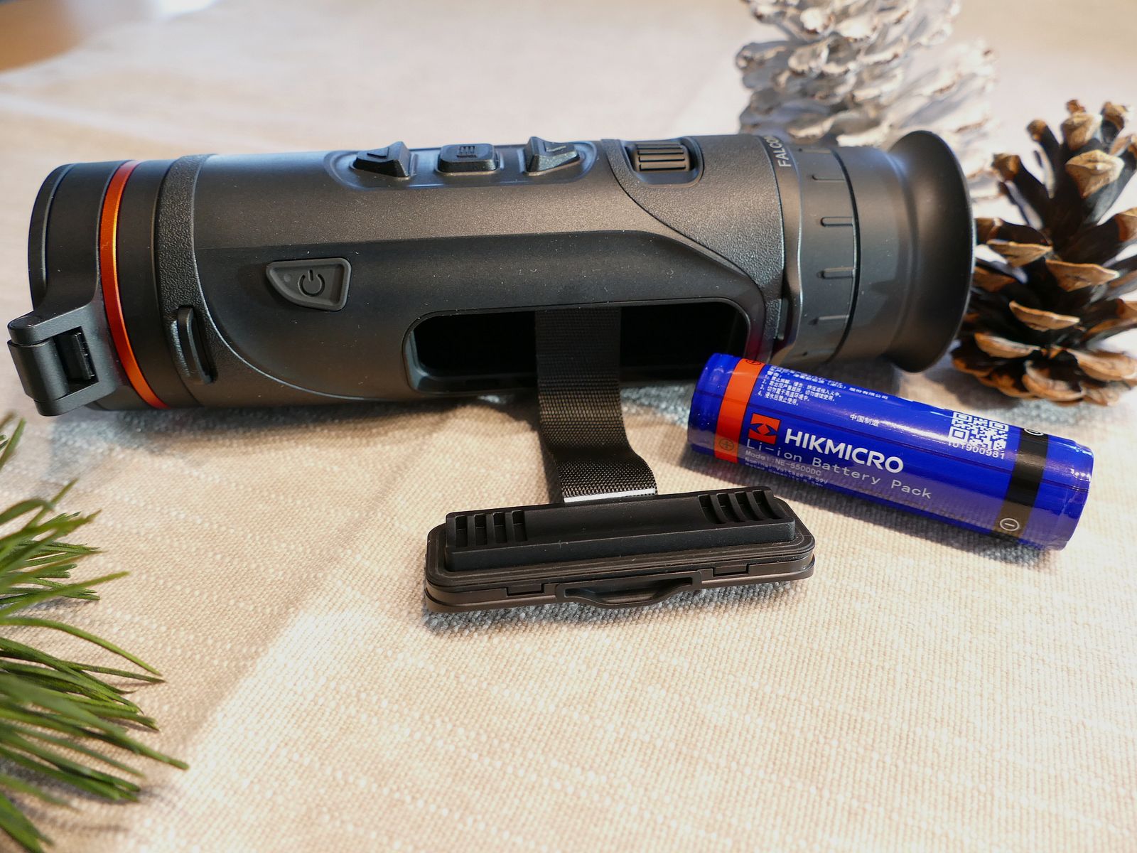 HikMicro Falcon FQ35 2.0, immagine 2 di 4