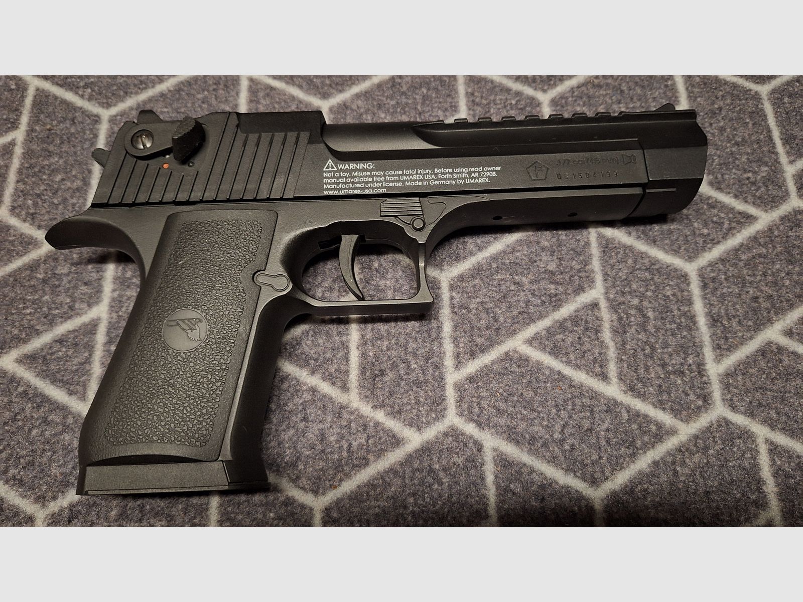 UMAREX Desert Eagle Magnum Research, Inc. - “Blow Back” - Diabolo