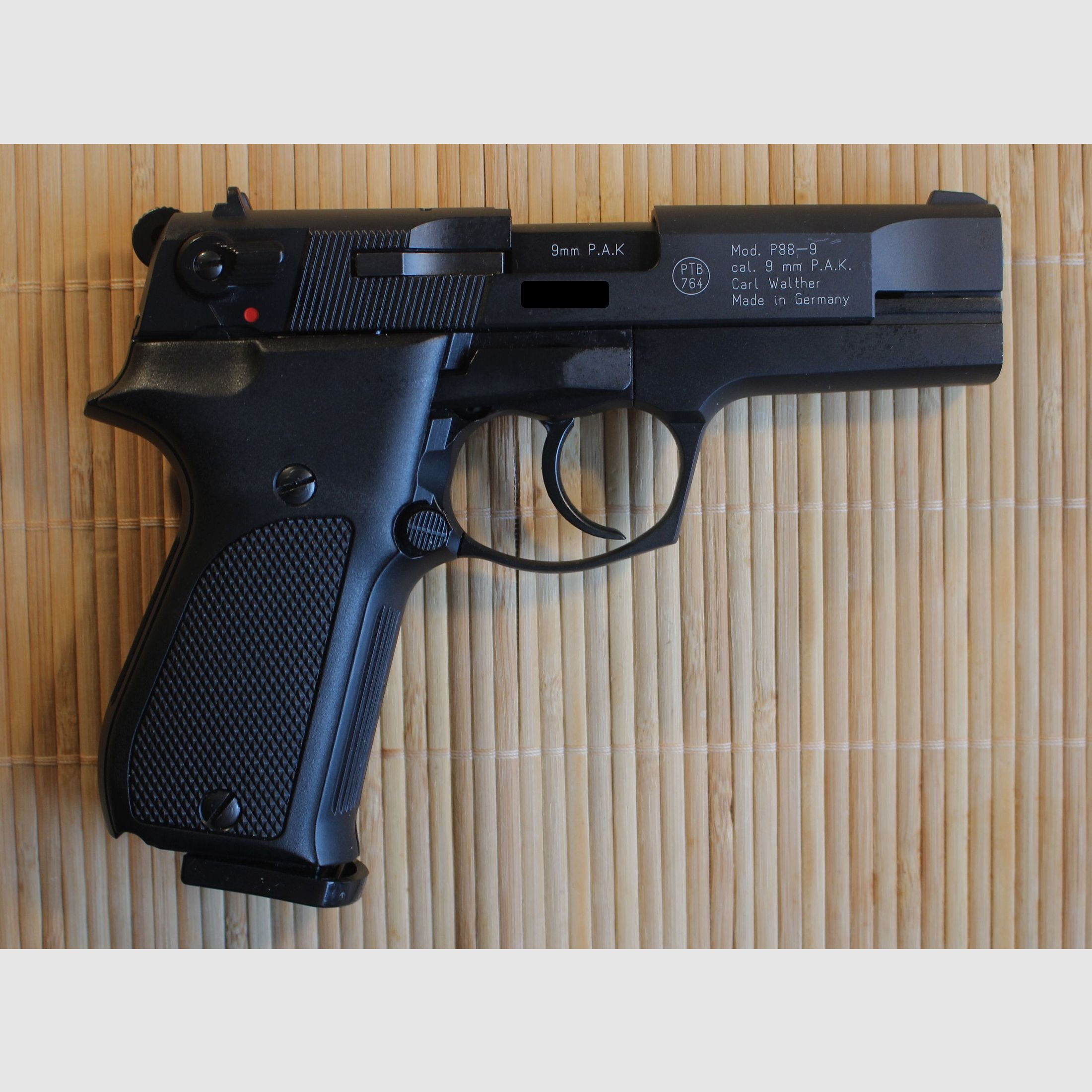 Walther P88 pistolet alarmowy Kaliber P.A.K. 9mm Brüniert