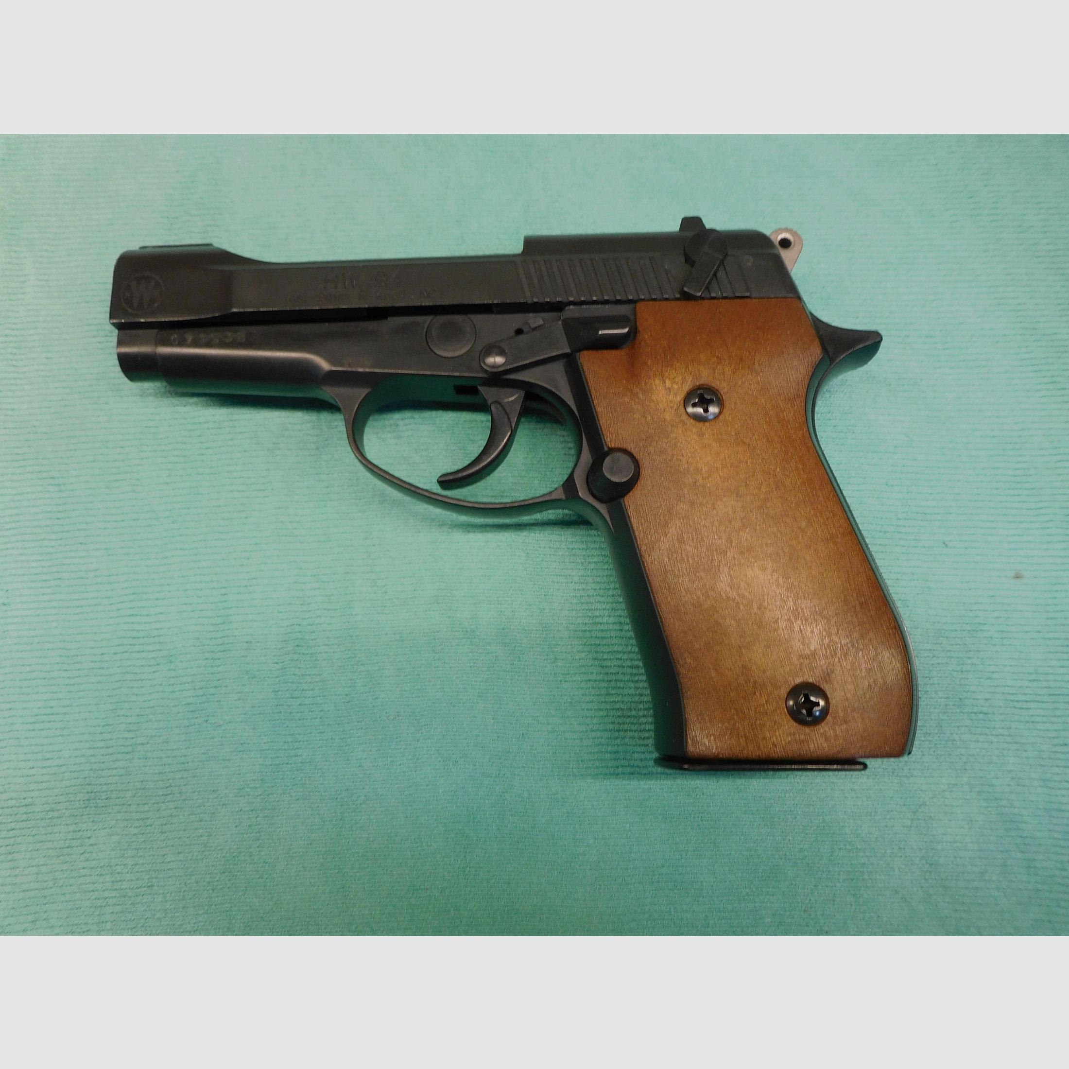 Weihrauch HW 94 pistola de fogueo cal. 9 mm con accesorios