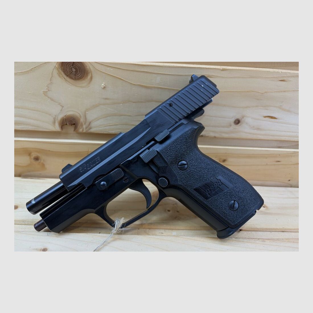 SIG Sauer P228 9x19 mit 1x Magazin 9mmLuger