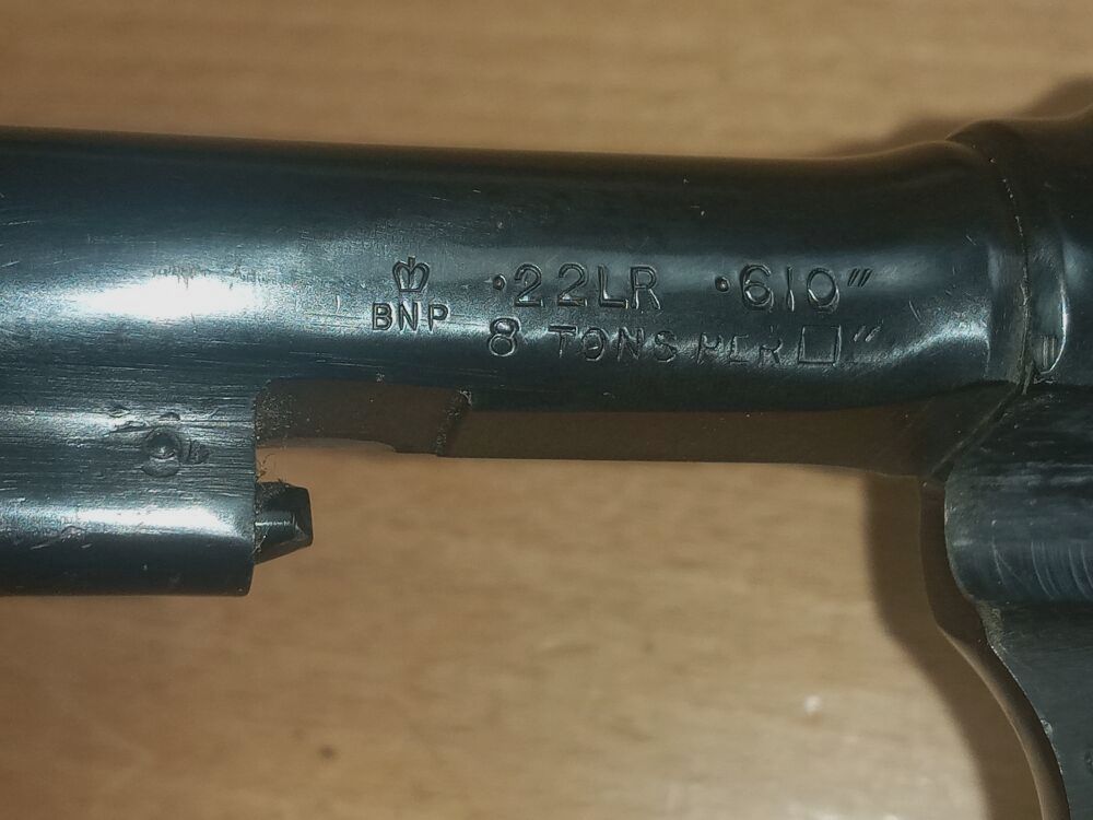 Smith & Wesson / Parker Hale M&P adapted to .22lr