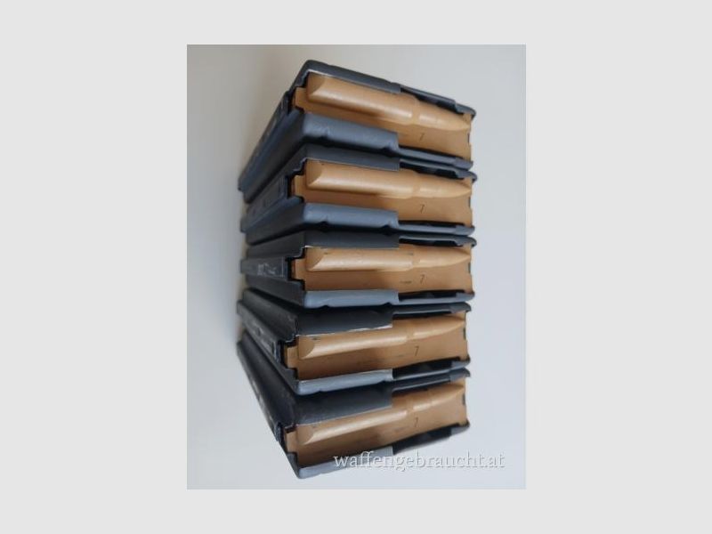 AR10 Magazinen    Je €10   Neuwertig