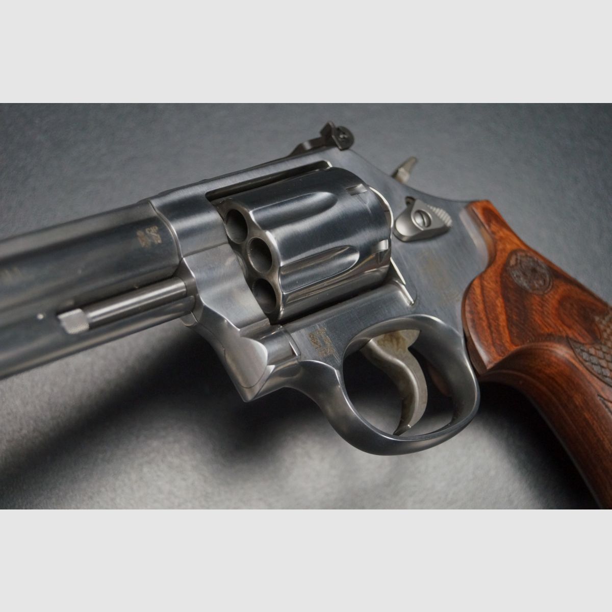 Smith & Wesson 686 Plus Deluxe, Bild 7 von 8