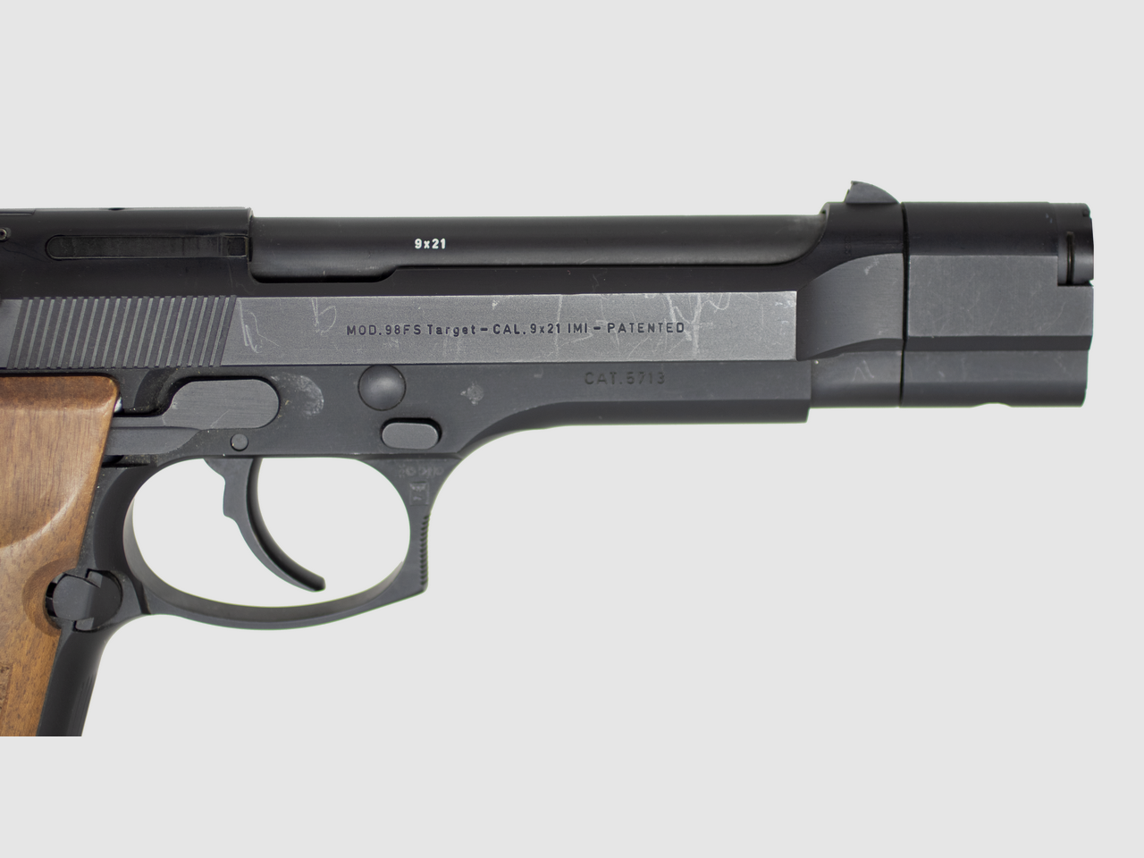 Beretta 98 FS Target 9×21 – Target Pistol with Compensated Barrel and Walnut Grips, image 3 of 5