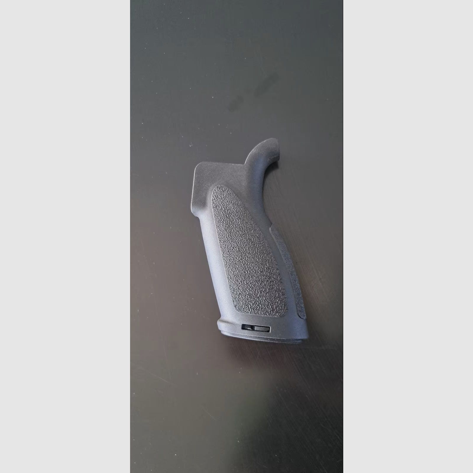 Original H&K grip V7 black with storage compartment for accessories