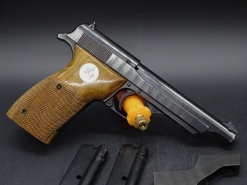 Norinco Olympia TT Kaliber .22lr 2x Reservemagazine & Laufgewicht Olympia TT