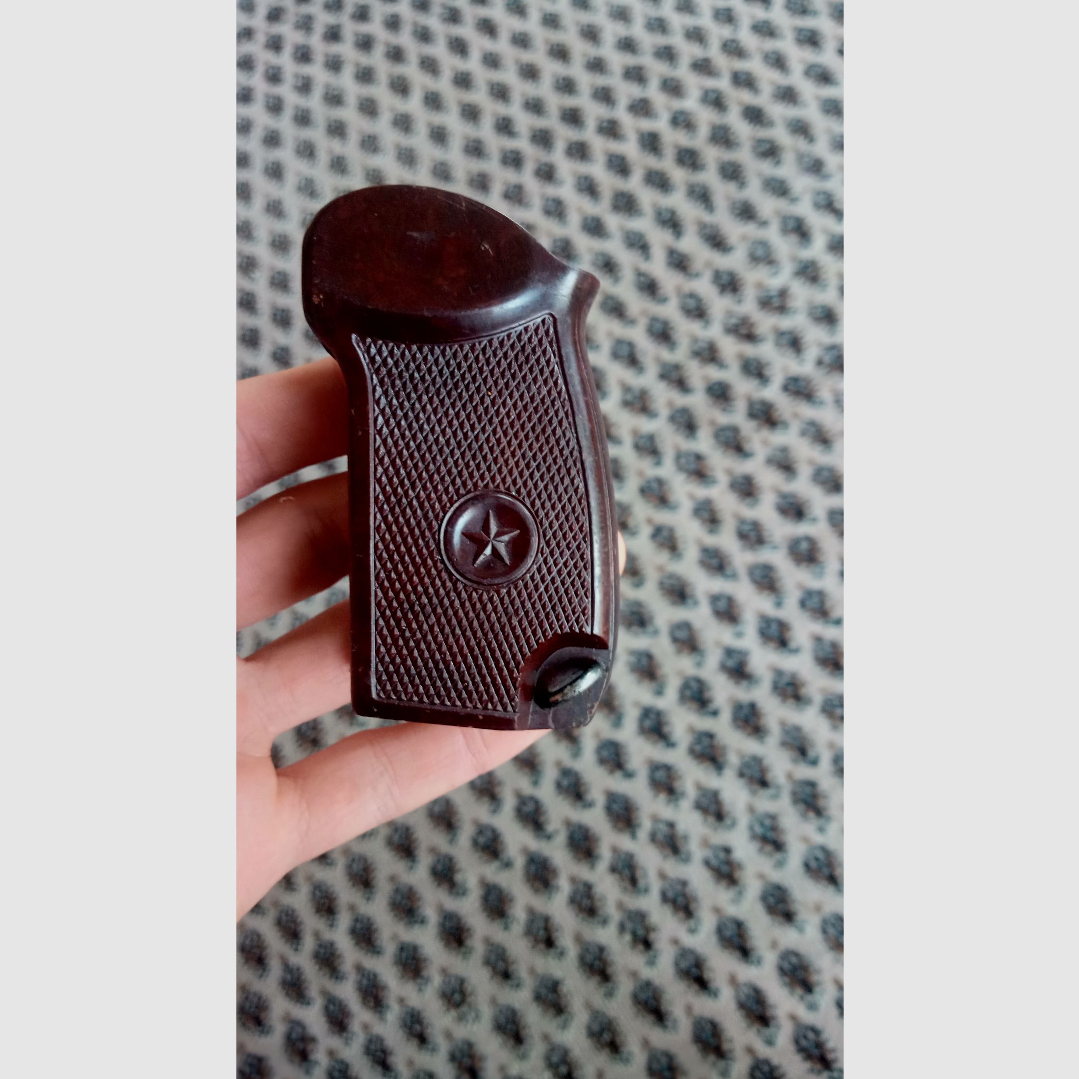 Griffschalen voor 9x18 Makarov PM fijnste Sovjet Bakeliet
